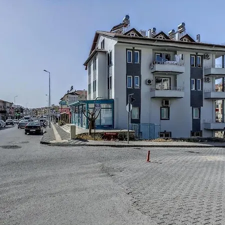 Apartment Fethiye'de Merkezi Konumda 1+1 Daire *