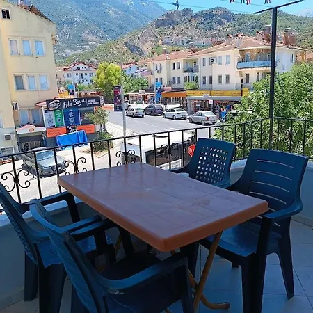 Fethiye'de Merkezi Konumda 1+1 Daire 公寓