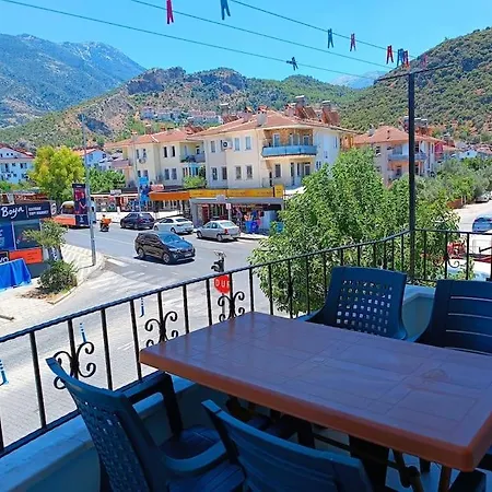 公寓 Fethiye'de Merkezi Konumda 1+1 Daire